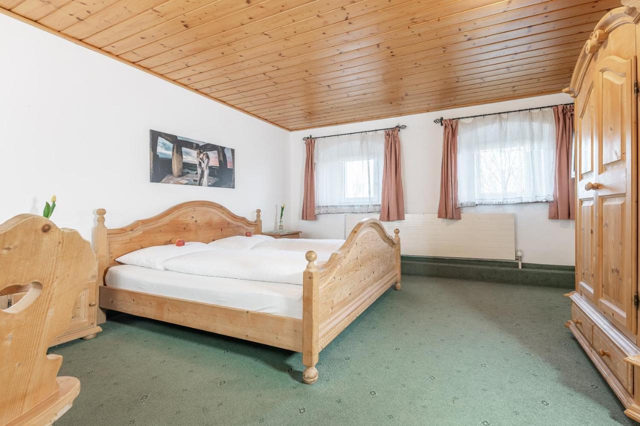 Feichthub Frühstückspension Nussbach